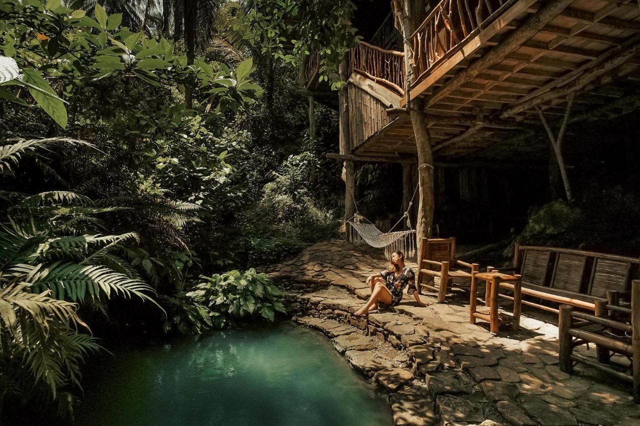Villa Treehouse De Valentine Balamban Esterno foto