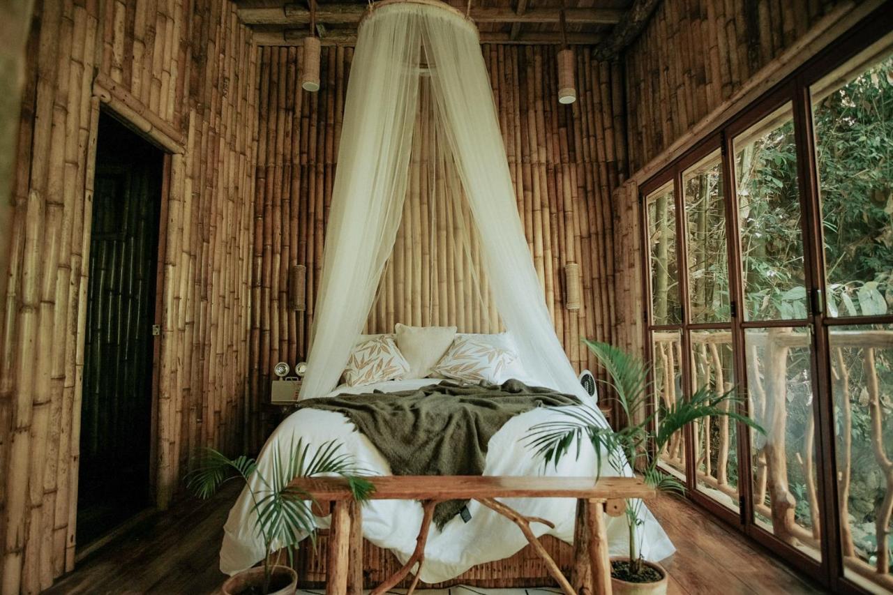Villa Treehouse De Valentine Balamban Esterno foto