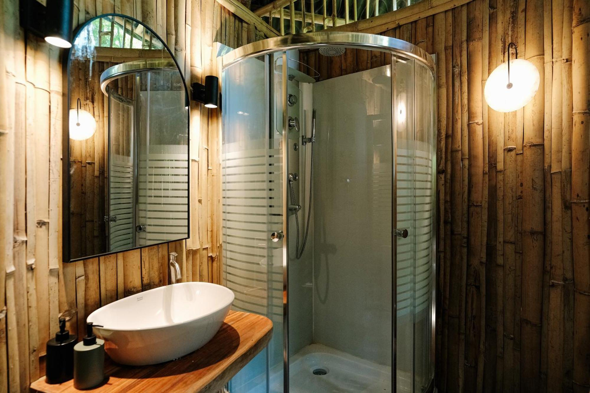 Villa Treehouse De Valentine Balamban Esterno foto